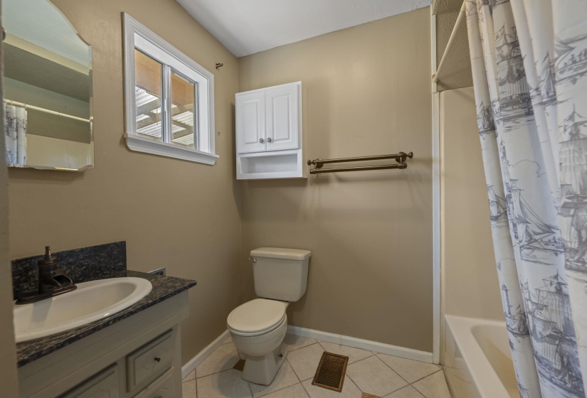 330 WILDFLOWER DR, Somerville, Tennessee 38068, 3 Bedroom Bedrooms, 7 Room Rooms,2.1 BathroomBathrooms,Residential,For Sale,WILDFLOWER,0,10218217