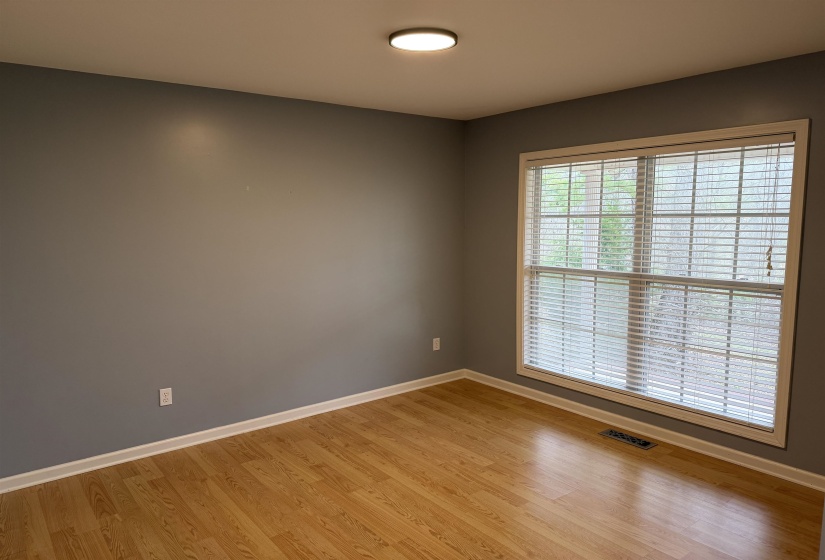 480 BULL HOLLOW LOOP, Savannah, Tennessee 38327, 4 Bedrooms Bedrooms, 11 Rooms Rooms,3 BathroomsBathrooms,Residential,For Sale,BULL HOLLOW,10218228