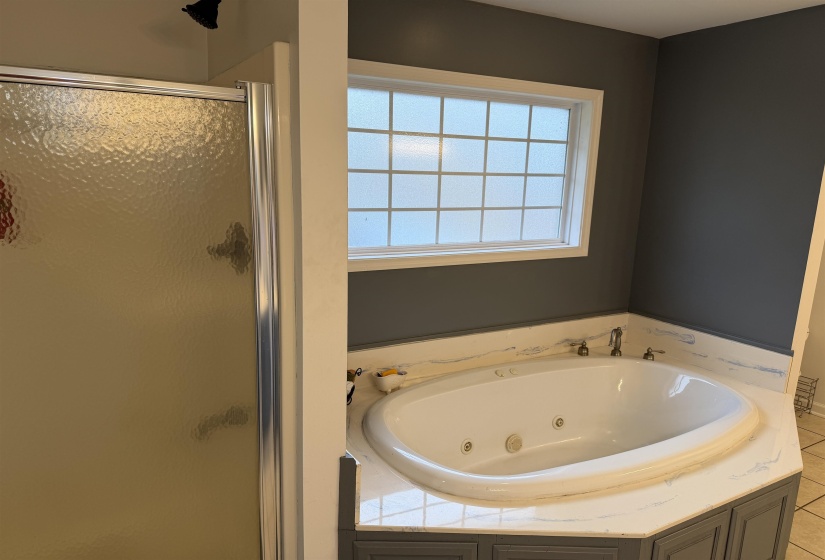 480 BULL HOLLOW LOOP, Savannah, Tennessee 38327, 4 Bedrooms Bedrooms, 11 Rooms Rooms,3 BathroomsBathrooms,Residential,For Sale,BULL HOLLOW,10218228
