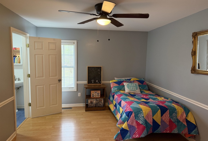 480 BULL HOLLOW LOOP, Savannah, Tennessee 38327, 4 Bedrooms Bedrooms, 11 Rooms Rooms,3 BathroomsBathrooms,Residential,For Sale,BULL HOLLOW,10218228