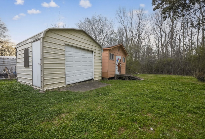4859 ORTIE DR, Memphis, Tennessee 38109, 4 Bedrooms Bedrooms, 8 Rooms Rooms,2.1 BathroomsBathrooms,Residential,For Sale,ORTIE,10218239