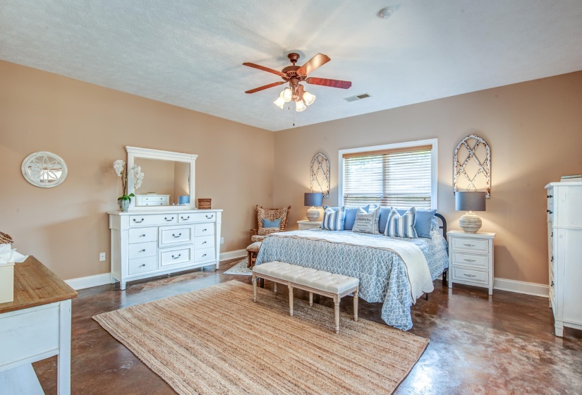 1215 BEAVER CREEK RD, Braden, Tennessee 38049, 3 Bedrooms Bedrooms, 10 Rooms Rooms,3.1 BathroomsBathrooms,Residential,For Sale,BEAVER CREEK,10218247