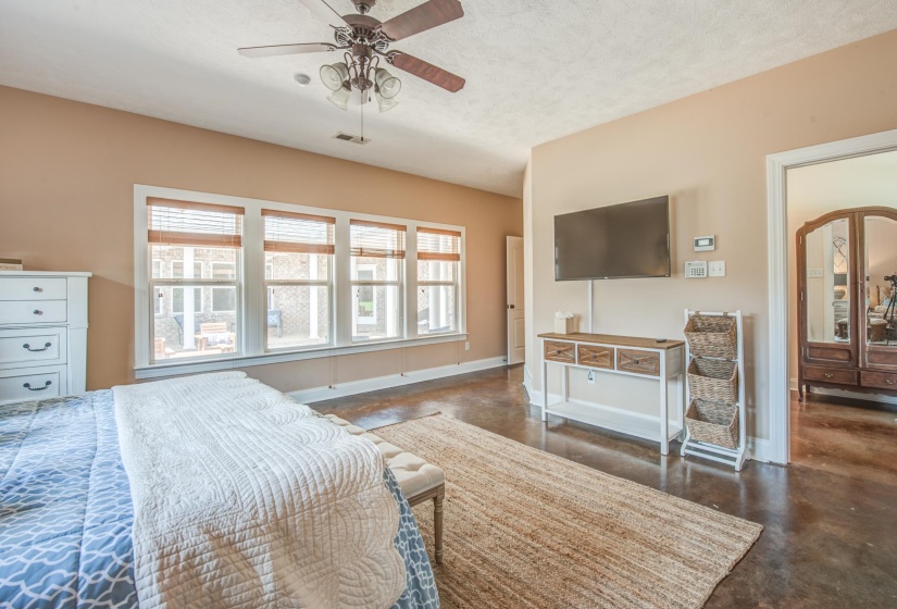 1215 BEAVER CREEK RD, Braden, Tennessee 38049, 3 Bedrooms Bedrooms, 10 Rooms Rooms,3.1 BathroomsBathrooms,Residential,For Sale,BEAVER CREEK,10218247