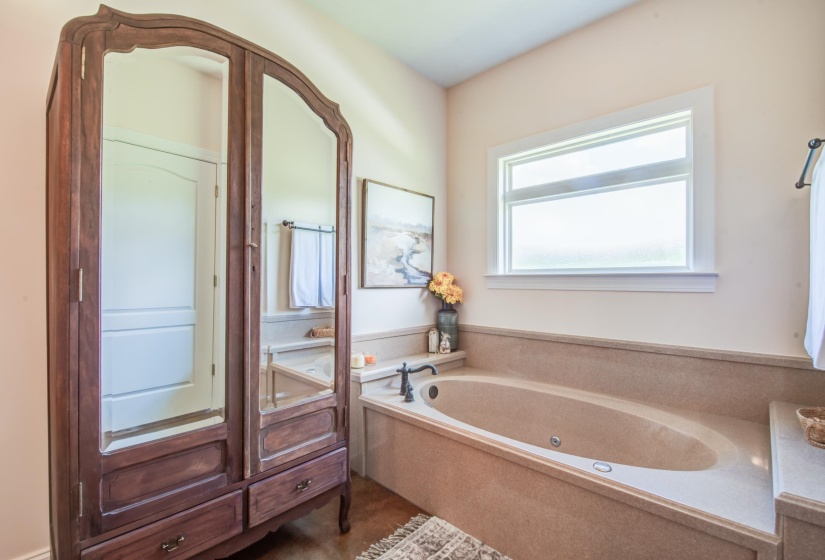 1215 BEAVER CREEK RD, Braden, Tennessee 38049, 3 Bedrooms Bedrooms, 10 Rooms Rooms,3.1 BathroomsBathrooms,Residential,For Sale,BEAVER CREEK,10218247