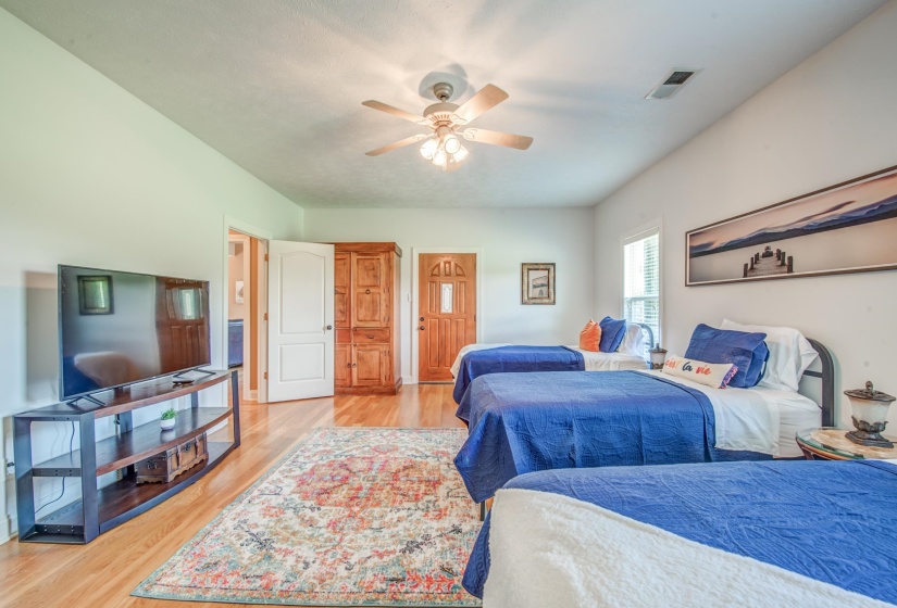 1215 BEAVER CREEK RD, Braden, Tennessee 38049, 3 Bedrooms Bedrooms, 10 Rooms Rooms,3.1 BathroomsBathrooms,Residential,For Sale,BEAVER CREEK,10218247