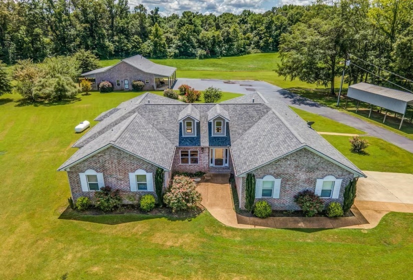 1215 BEAVER CREEK RD, Braden, Tennessee 38049, 3 Bedrooms Bedrooms, 10 Rooms Rooms,3.1 BathroomsBathrooms,Residential,For Sale,BEAVER CREEK,10218247