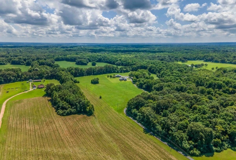 1215 BEAVER CREEK RD, Braden, Tennessee 38049, 3 Bedrooms Bedrooms, 10 Rooms Rooms,3.1 BathroomsBathrooms,Residential,For Sale,BEAVER CREEK,10218247