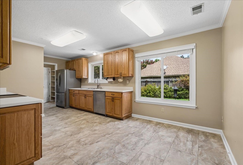 3490 SUMMERDALE DR, Bartlett, Tennessee 38133, 4 Bedroom Bedrooms, 7 Room Rooms,3 BathroomBathrooms,Residential,For Sale,SUMMERDALE,0,10218252