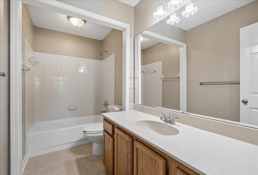 3490 SUMMERDALE DR, Bartlett, Tennessee 38133, 4 Bedroom Bedrooms, 7 Room Rooms,3 BathroomBathrooms,Residential,For Sale,SUMMERDALE,0,10218252