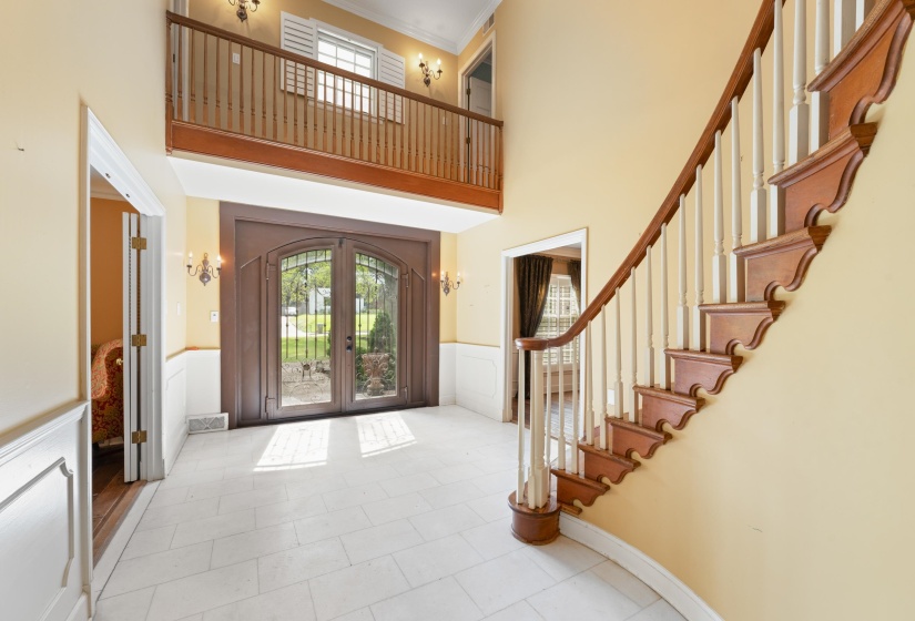 5360 NORMANDY AVE, Memphis, Tennessee 38120, 6 Bedrooms Bedrooms, 11 Rooms Rooms,4.1 BathroomsBathrooms,Residential,For Sale,NORMANDY,10218257