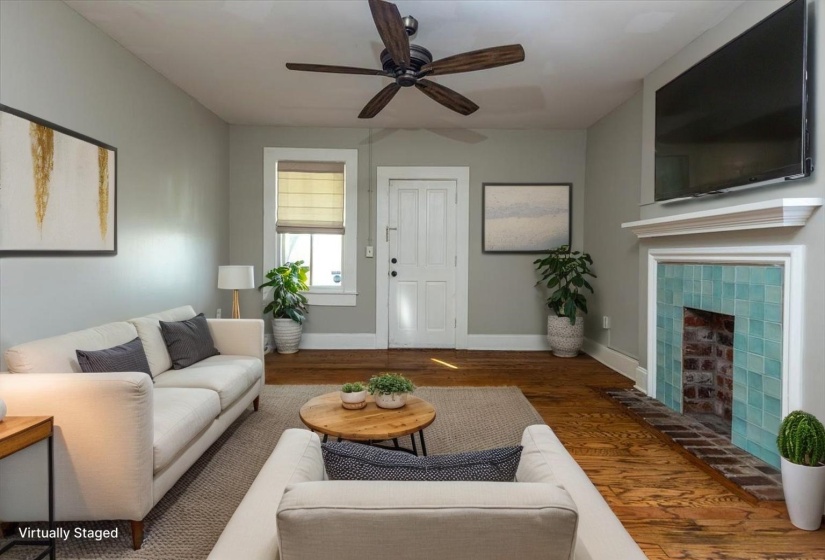384 MULBERRY ST, Memphis, Tennessee 38103, 2 Bedrooms Bedrooms, 4 Rooms Rooms,1 BathroomBathrooms,Rental Properties,For Sale,MULBERRY,10218299