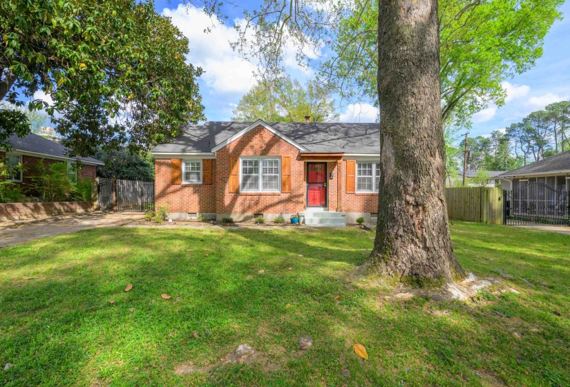 764 MOSS DR, Memphis, Tennessee 38117, 2 Bedroom Bedrooms, 5 Room Rooms,1 BathroomBathrooms,Residential,For Sale,MOSS,0,10218296