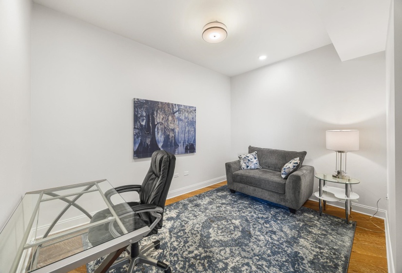 717 RIVERSIDE DR, Memphis, Tennessee 38103, 2 Bedroom Bedrooms, 6 Room Rooms,2 BathroomBathrooms,Residential,For Sale,RIVERSIDE,0,10218318