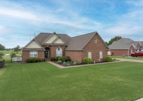 112 FAIRWAY DR, Covington, Tennessee 38019, 4 Bedroom Bedrooms, 3 Room Rooms,3.1 BathroomBathrooms,Residential,For Sale,FAIRWAY,0,10218321 112 FAIRWAY DR, Covington, Tennessee 38019, 4 Bedroom Bedrooms, 3 Room Rooms,3.1 BathroomBathrooms,Residential,For Sale,FAIRWAY,0,10218321
