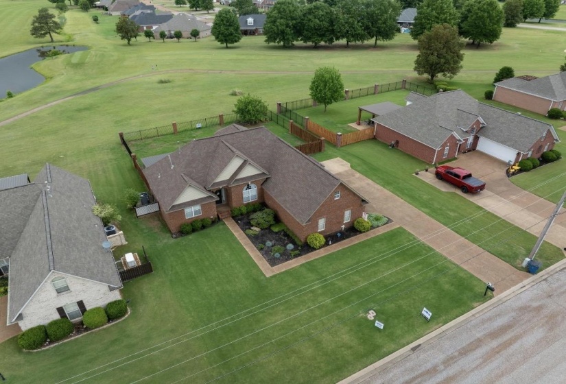 112 FAIRWAY DR, Covington, Tennessee 38019, 4 Bedroom Bedrooms, 3 Room Rooms,3.1 BathroomBathrooms,Residential,For Sale,FAIRWAY,0,10218321
