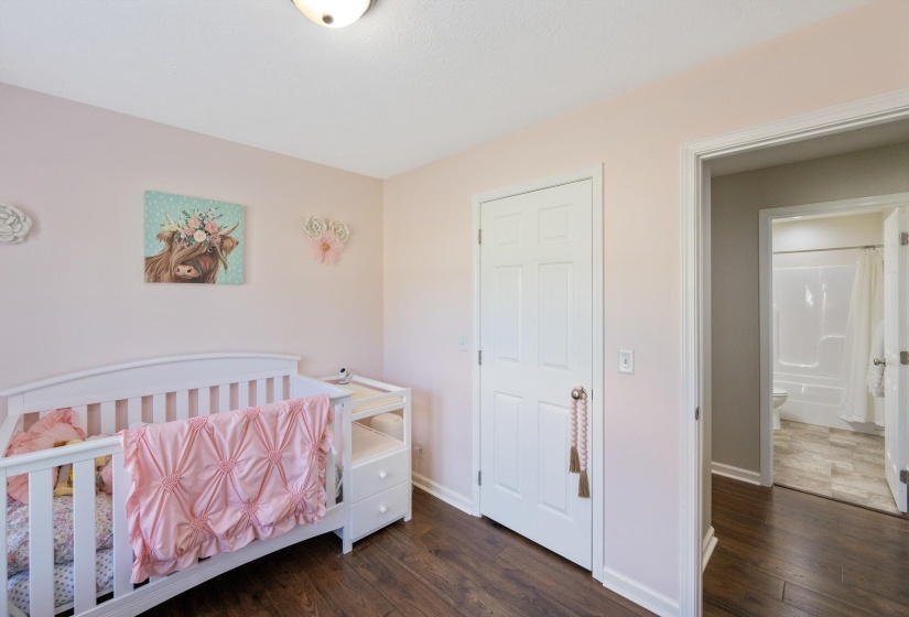 140 EAGLE CREST LN, Parsons, Tennessee 38363, 3 Bedroom Bedrooms, 11 Room Rooms,2 BathroomBathrooms,Residential,For Sale,EAGLE CREST,0,10218328