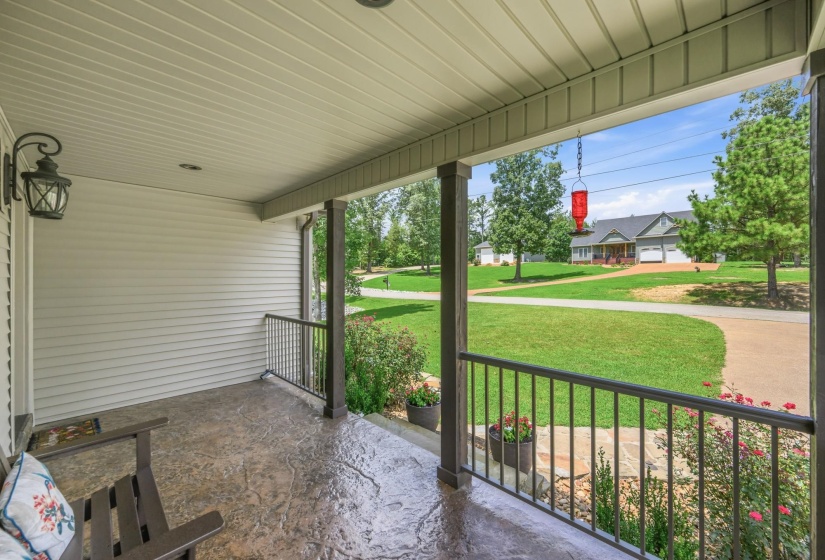 140 EAGLE CREST LN, Parsons, Tennessee 38363, 3 Bedroom Bedrooms, 11 Room Rooms,2 BathroomBathrooms,Residential,For Sale,EAGLE CREST,0,10218328
