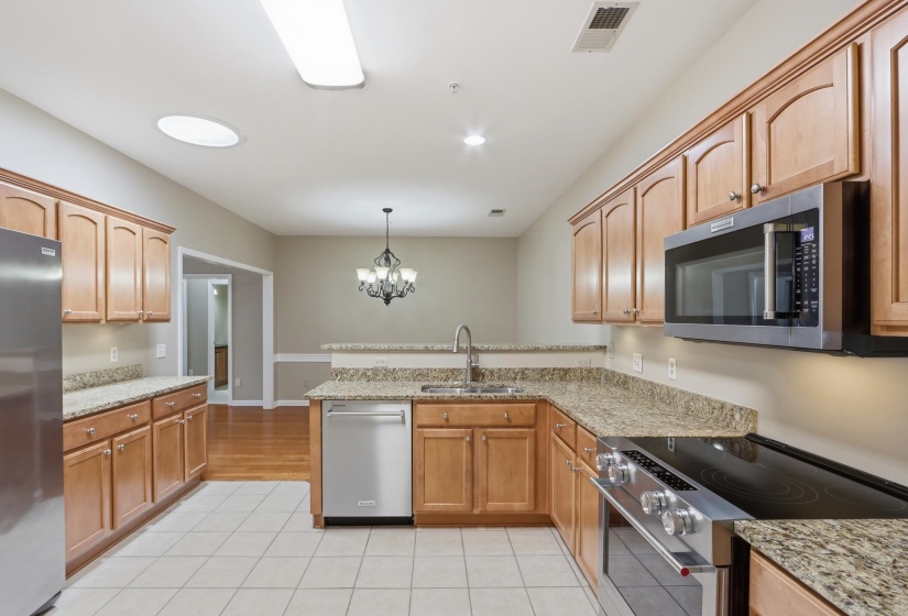 20 PEYTON RIDGE CV, Collierville, Tennessee 38017, 3 Bedroom Bedrooms, 7 Room Rooms,2 BathroomBathrooms,Residential,For Sale,PEYTON RIDGE,0,10218343