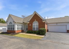 20 PEYTON RIDGE CV, Collierville, Tennessee 38017, 3 Bedroom Bedrooms, 7 Room Rooms,2 BathroomBathrooms,Residential,For Sale,PEYTON RIDGE,0,10218343 20 PEYTON RIDGE CV, Collierville, Tennessee 38017, 3 Bedroom Bedrooms, 7 Room Rooms,2 BathroomBathrooms,Residential,For Sale,PEYTON RIDGE,0,10218343