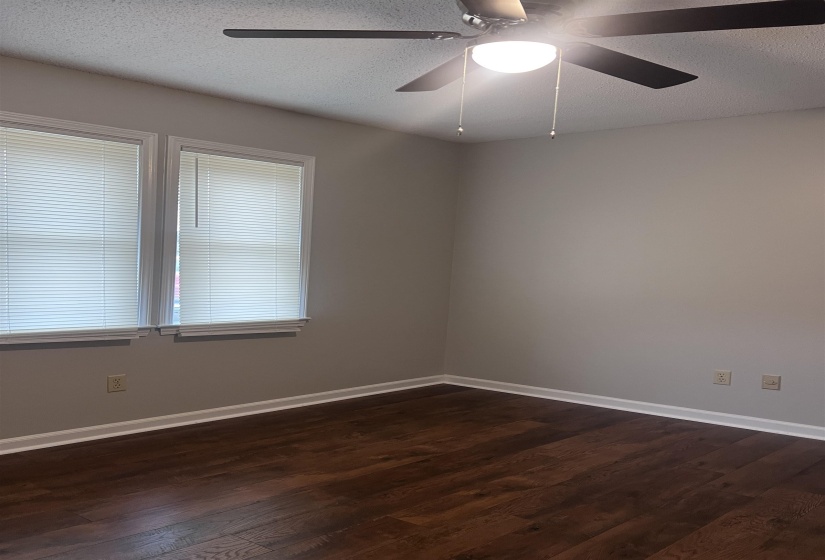 2675 VAN LEER DR, Memphis, Tennessee 38133, 3 Bedroom Bedrooms, 6 Room Rooms,2 BathroomBathrooms,Residential,For Sale,VAN LEER,0,10218377