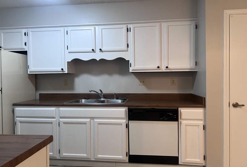 2675 VAN LEER DR, Memphis, Tennessee 38133, 3 Bedroom Bedrooms, 6 Room Rooms,2 BathroomBathrooms,Residential,For Sale,VAN LEER,0,10218377
