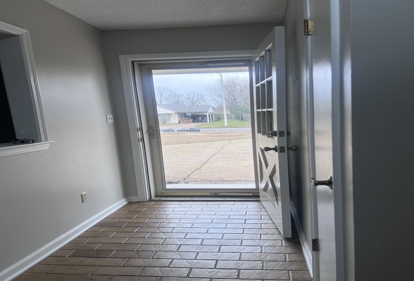 2675 VAN LEER DR, Memphis, Tennessee 38133, 3 Bedroom Bedrooms, 6 Room Rooms,2 BathroomBathrooms,Residential,For Sale,VAN LEER,0,10218377
