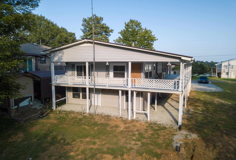 70 POINT WAY, Saltillo, Tennessee 38370, 4 Bedrooms Bedrooms, 11 Rooms Rooms,3 BathroomsBathrooms,Residential,For Sale,POINT,10218387