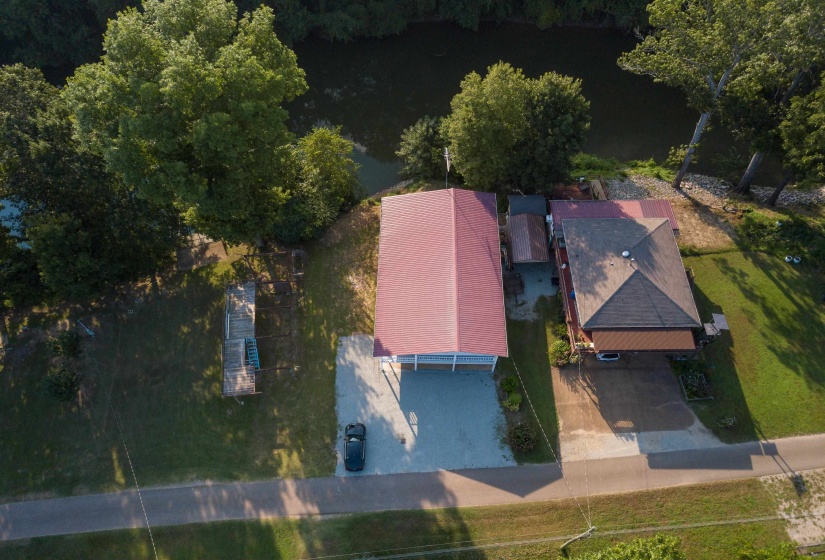 70 POINT WAY, Saltillo, Tennessee 38370, 4 Bedrooms Bedrooms, 11 Rooms Rooms,3 BathroomsBathrooms,Residential,For Sale,POINT,10218387