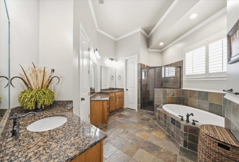 166 IVY BROOK LN, Collierville, Tennessee 38017, 5 Bedroom Bedrooms, 10 Room Rooms,4 BathroomBathrooms,Residential,For Sale,IVY BROOK,0,10218411