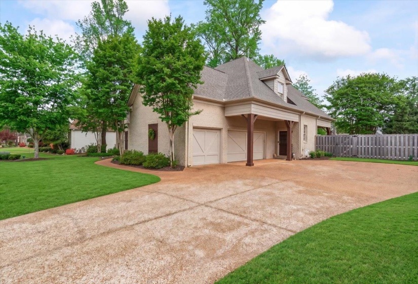 166 IVY BROOK LN, Collierville, Tennessee 38017, 5 Bedroom Bedrooms, 10 Room Rooms,4 BathroomBathrooms,Residential,For Sale,IVY BROOK,0,10218411