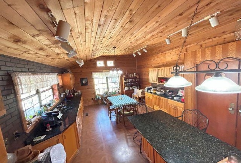 653 IRONWOOD DR, Unicorp/Saulsbury, Tennessee 38067, 3 Bedroom Bedrooms, 10 Room Rooms,2 BathroomBathrooms,Residential,For Sale,IRONWOOD,0,10218414