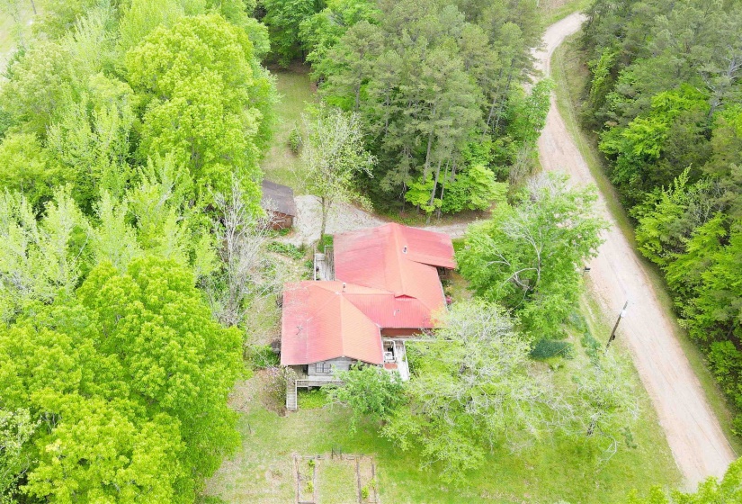 653 IRONWOOD DR, Unicorp/Saulsbury, Tennessee 38067, 3 Bedroom Bedrooms, 10 Room Rooms,2 BathroomBathrooms,Residential,For Sale,IRONWOOD,0,10218414