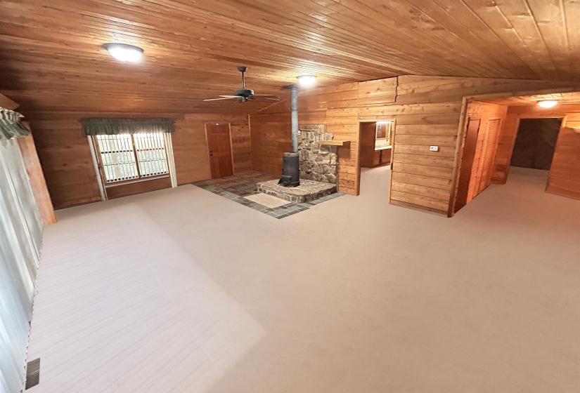 653 IRONWOOD DR, Unicorp/Saulsbury, Tennessee 38067, 3 Bedroom Bedrooms, 10 Room Rooms,2 BathroomBathrooms,Residential,For Sale,IRONWOOD,0,10218414