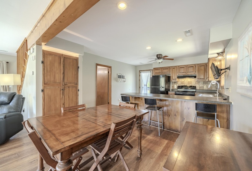 1085 OLD RD, Counce, Tennessee 38326-3734, 2 Bedrooms Bedrooms, 6 Rooms Rooms,2 BathroomsBathrooms,Residential,For Sale,OLD,10218424