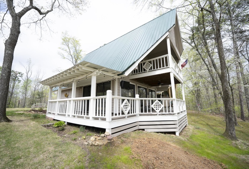 1085 OLD RD, Counce, Tennessee 38326-3734, 2 Bedrooms Bedrooms, 6 Rooms Rooms,2 BathroomsBathrooms,Residential,For Sale,OLD,10218424