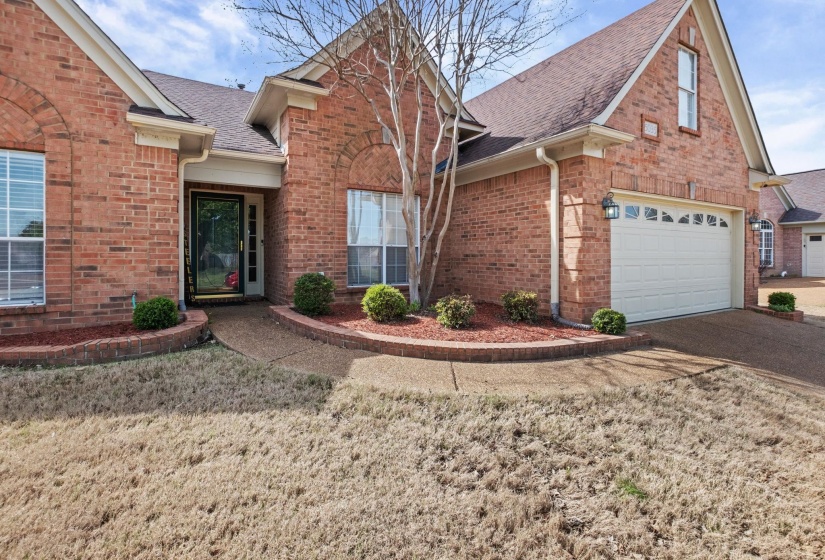 5035 WOLFCHASE FARMS PKY, Bartlett, Tennessee 38002, 4 Bedroom Bedrooms, 9 Room Rooms,3 BathroomBathrooms,Residential,For Sale,WOLFCHASE FARMS,0,10218433