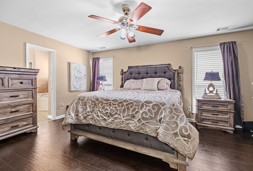 5035 WOLFCHASE FARMS PKY, Bartlett, Tennessee 38002, 4 Bedroom Bedrooms, 9 Room Rooms,3 BathroomBathrooms,Residential,For Sale,WOLFCHASE FARMS,0,10218433