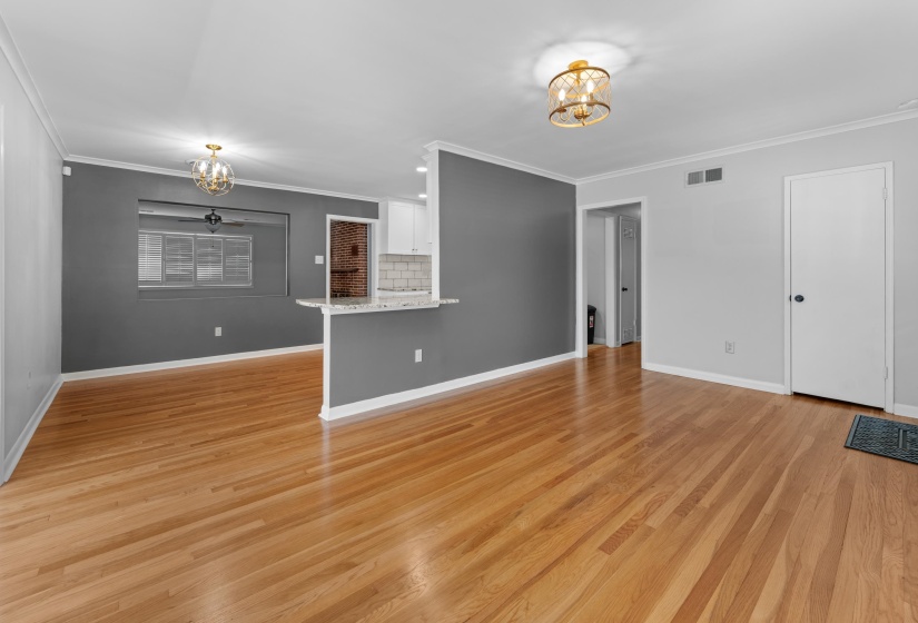151 WHITE STATION RD, Memphis, Tennessee 38117, 3 Bedroom Bedrooms, 7 Room Rooms,2 BathroomBathrooms,Residential,For Sale,WHITE STATION,0,10218443