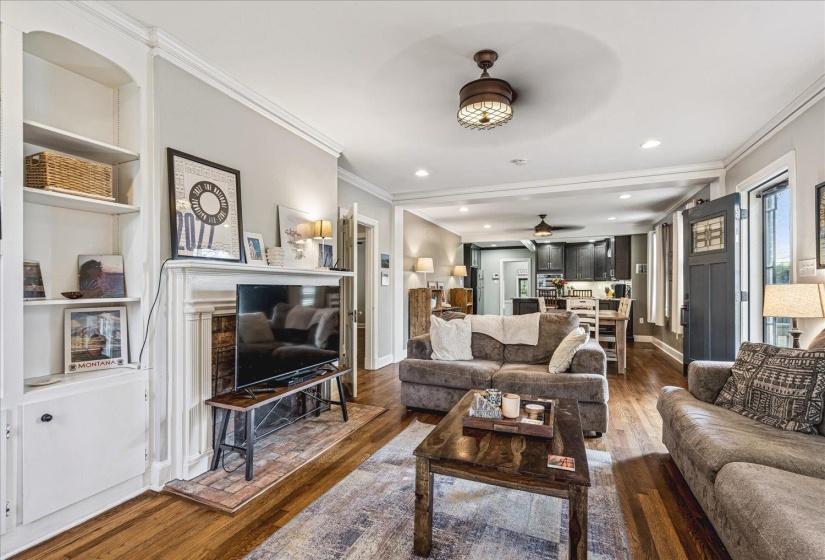 358 GREER ST, Memphis, Tennessee 38111, 3 Bedrooms Bedrooms, 8 Rooms Rooms,2 BathroomsBathrooms,Residential,For Sale,GREER,10218450