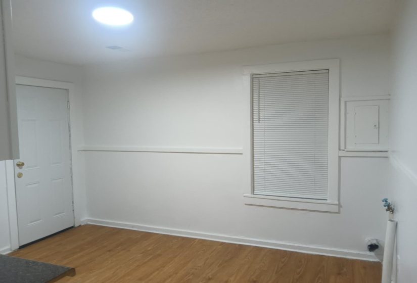 1443 WRENWOOD ST, Memphis, Tennessee 38122, 2 Bedroom Bedrooms, 4 Room Rooms,1 BathroomBathrooms,Residential,For Sale,WRENWOOD,0,10218460