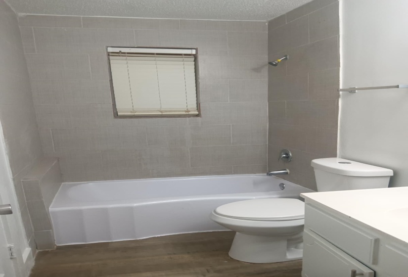 1443 WRENWOOD ST, Memphis, Tennessee 38122, 2 Bedroom Bedrooms, 4 Room Rooms,1 BathroomBathrooms,Residential,For Sale,WRENWOOD,0,10218460