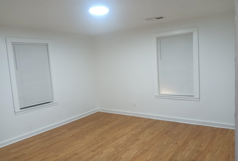 1443 WRENWOOD ST, Memphis, Tennessee 38122, 2 Bedroom Bedrooms, 4 Room Rooms,1 BathroomBathrooms,Residential,For Sale,WRENWOOD,0,10218460