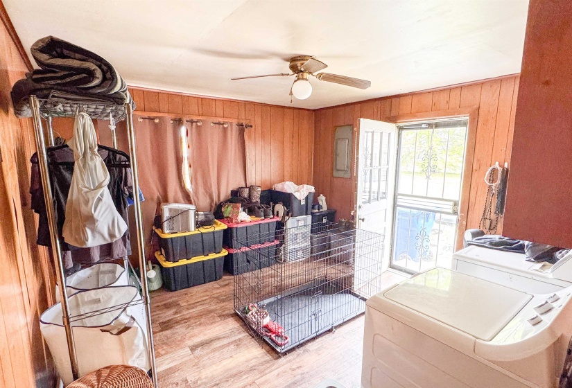 100 HOLLY GROVE RD, Covington, Tennessee 38019, 2 Bedrooms Bedrooms, 5 Rooms Rooms,1 BathroomBathrooms,Residential,For Sale,HOLLY GROVE,10218483