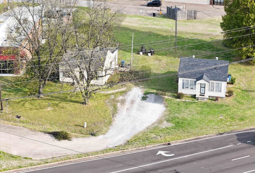 100 HOLLY GROVE RD, Covington, Tennessee 38019, 2 Bedrooms Bedrooms, 5 Rooms Rooms,1 BathroomBathrooms,Residential,For Sale,HOLLY GROVE,10218483