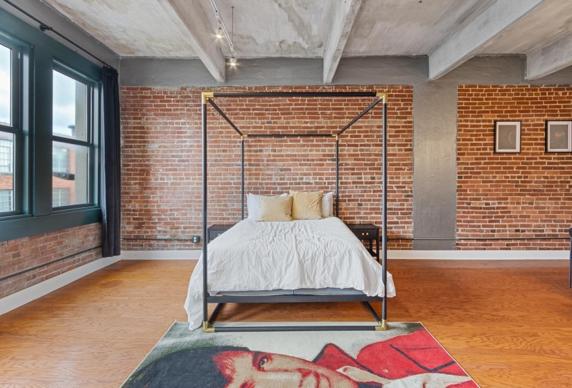 408 FRONT ST, Memphis, Tennessee 38103, 1 Bedroom Bedrooms, 3 Rooms Rooms,1 BathroomBathrooms,Residential,For Sale,FRONT,10218486