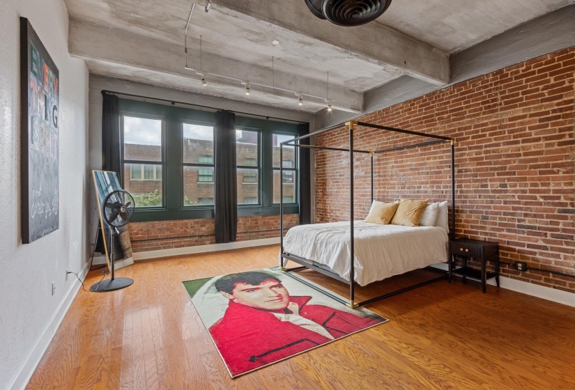 408 FRONT ST, Memphis, Tennessee 38103, 1 Bedroom Bedrooms, 3 Rooms Rooms,1 BathroomBathrooms,Residential,For Sale,FRONT,10218486