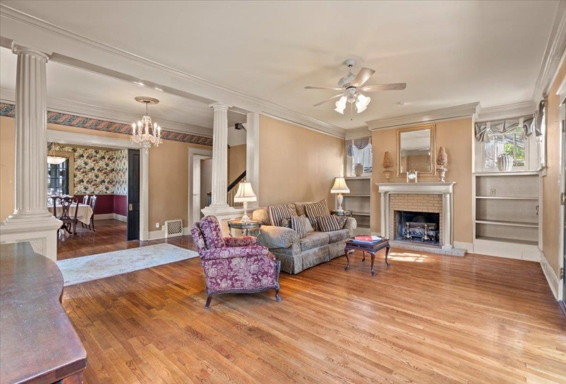 660 MCLEAN BLVD, Memphis, Tennessee 38104, 3 Bedroom Bedrooms, 7 Room Rooms,2.1 BathroomBathrooms,Residential,For Sale,MCLEAN,0,10218491