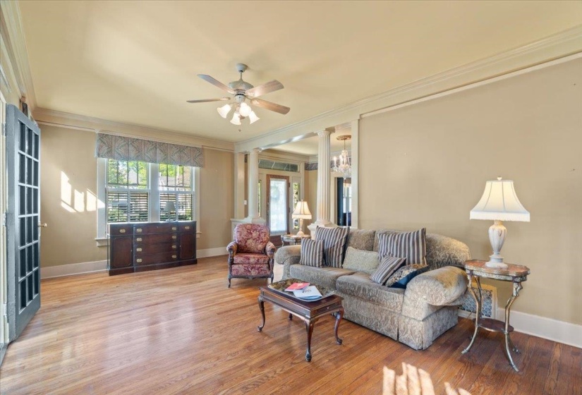 660 MCLEAN BLVD, Memphis, Tennessee 38104, 3 Bedroom Bedrooms, 7 Room Rooms,2.1 BathroomBathrooms,Residential,For Sale,MCLEAN,0,10218491