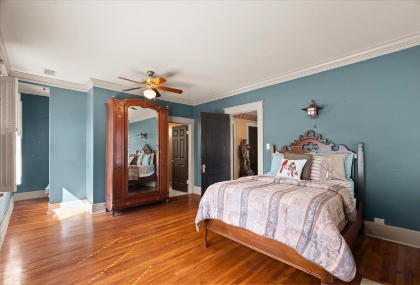 660 MCLEAN BLVD, Memphis, Tennessee 38104, 3 Bedroom Bedrooms, 7 Room Rooms,2.1 BathroomBathrooms,Residential,For Sale,MCLEAN,0,10218491