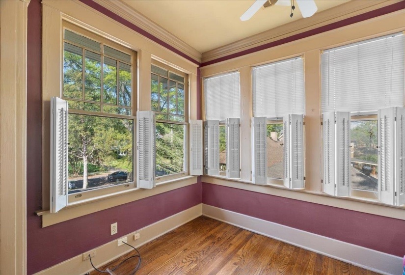660 MCLEAN BLVD, Memphis, Tennessee 38104, 3 Bedroom Bedrooms, 7 Room Rooms,2.1 BathroomBathrooms,Residential,For Sale,MCLEAN,0,10218491